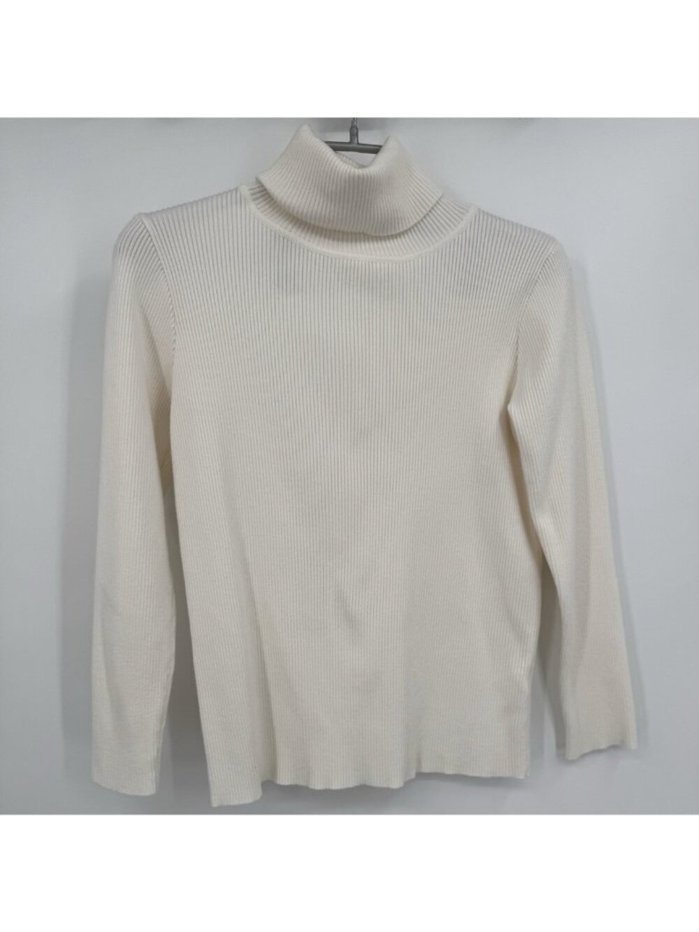 Pomander Place by Tuckernuck Off-White Rib Knit Turtleneck Long Sleeve Shirt